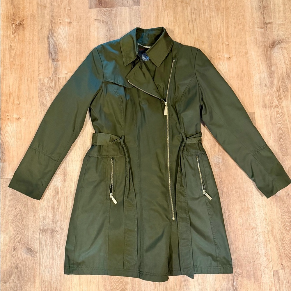Vince Camuto Olive Green Belted Trench Coat – Size Large